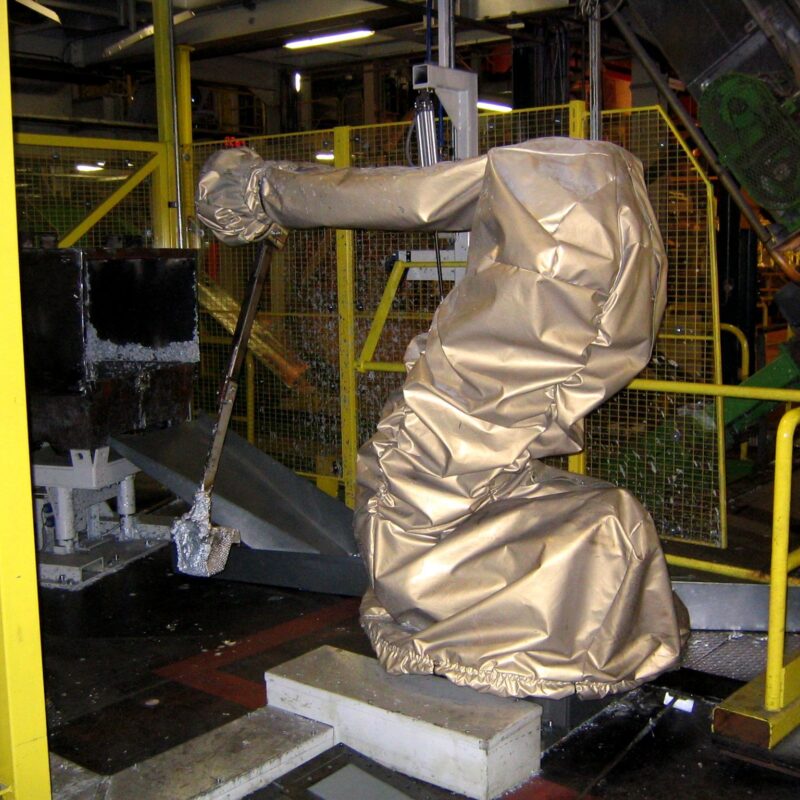 Couverture ASP - Protection pour les robots dans les fonderies contre la chaleur et les projections de soudure
