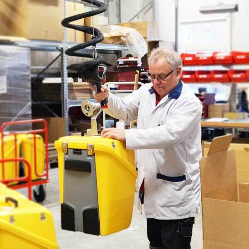 LiftsAll Basic tilhulp voor het veilig en efficiënt tillen van bakken en containers