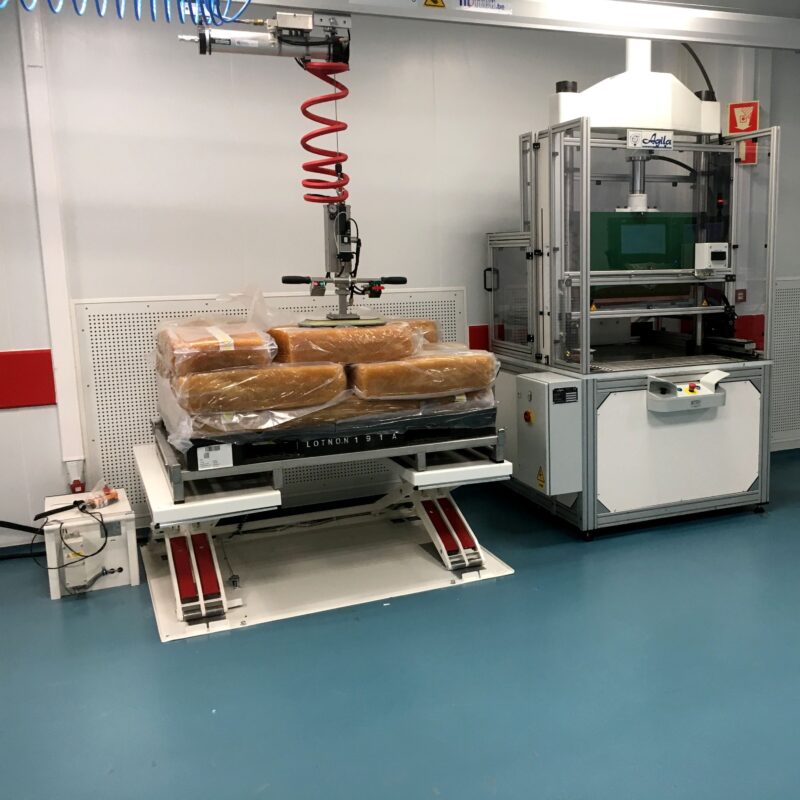 Table élévatrice en U pour mise à hauteur ergonomique des charges