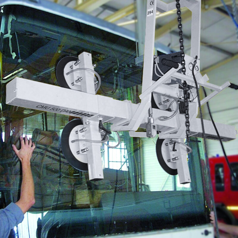 Palonnier à ventouses pour vitrages de bus sur pont roulant