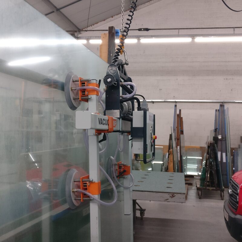 Palonnier à ventouses pour verre sur pont roulant