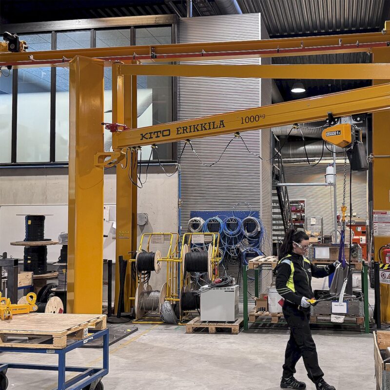 Zwenkkraan Erikkila met stalen uitligger tot 1000kg