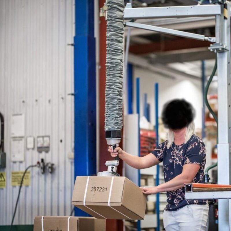 Vacuümslangheffer voor het tillen van dozen